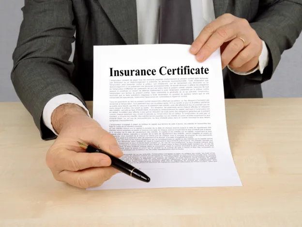 Ilustrasi Insurance Certificate untuk perlindungan dan keamanan selama pengiriman