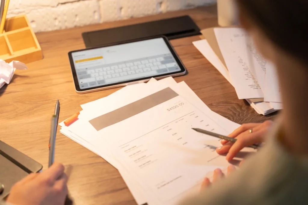 House Bill of Lading: Pengertian dan Fungsinya (freepik)