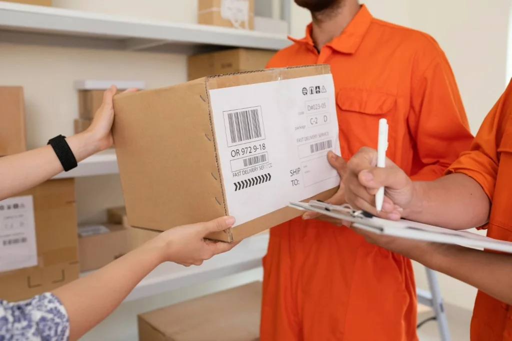 Kapan Bill of Lading Dikeluarkan dan Siapa yang Menerbitkan?(freepik)