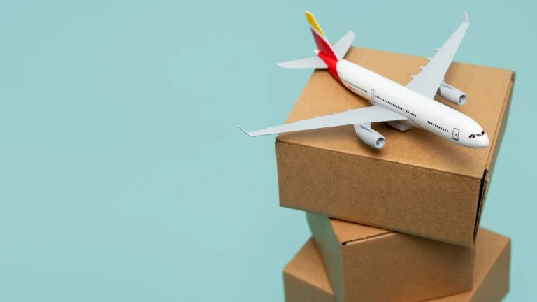 Panduan Layanan Air Freight Forwarder.ai Untuk Pengiriman Udara (freepik)