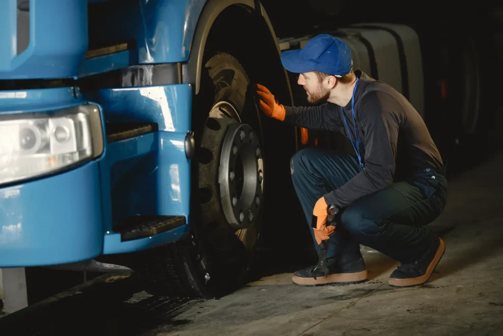 Apa Itu Truk CDE dalam Logistik (freepik)