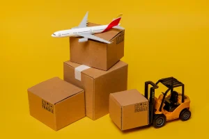 Cara Hitung Volume Air Freight untuk Menentukan Biaya Kirim (freepik)