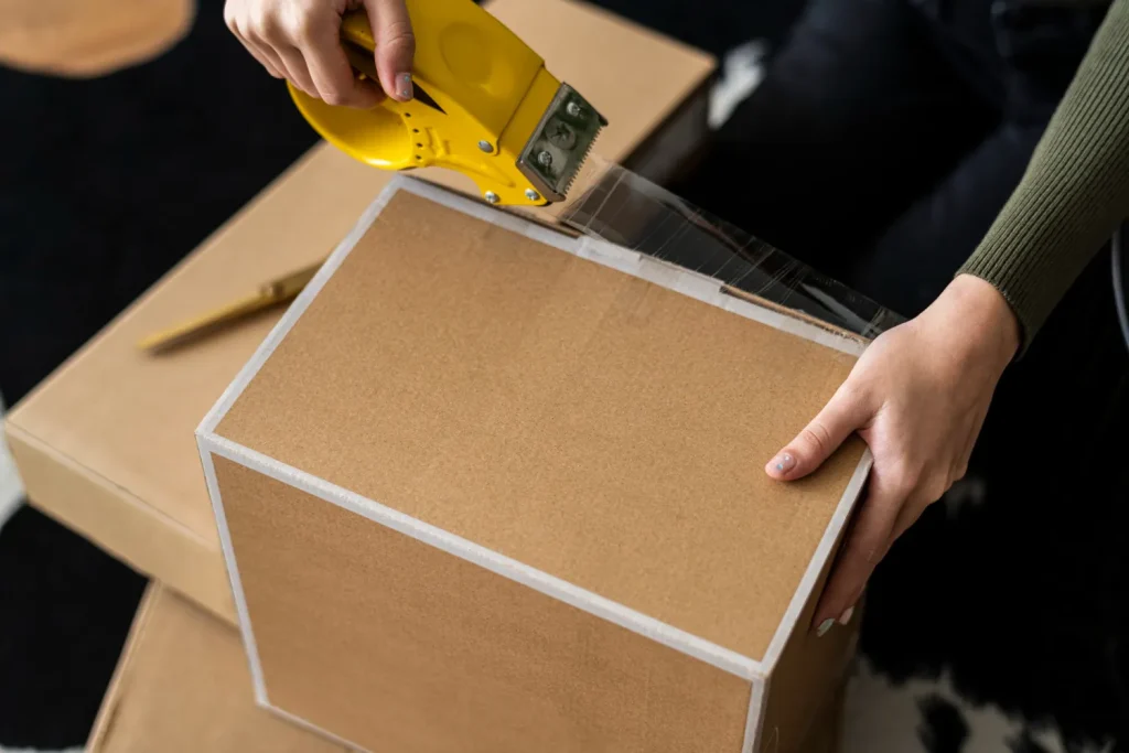 Cara Menghitung Volume Paket untuk Pengiriman (freepik)
