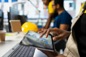 Jenis Software Logistik untuk Bisnis Modern (freepik)