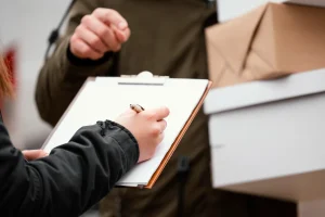 Pengertian Dokumen Logistik dan Fungsinya (freepik)