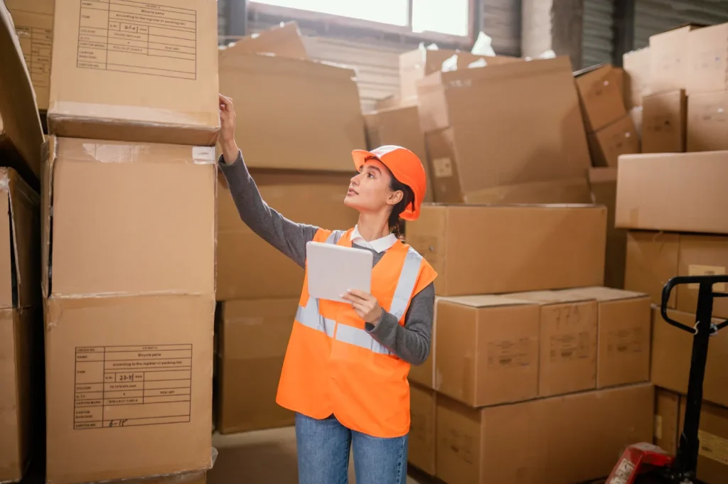 Perbedaan Cargo Manifest dan Bill of Lading (freepik)