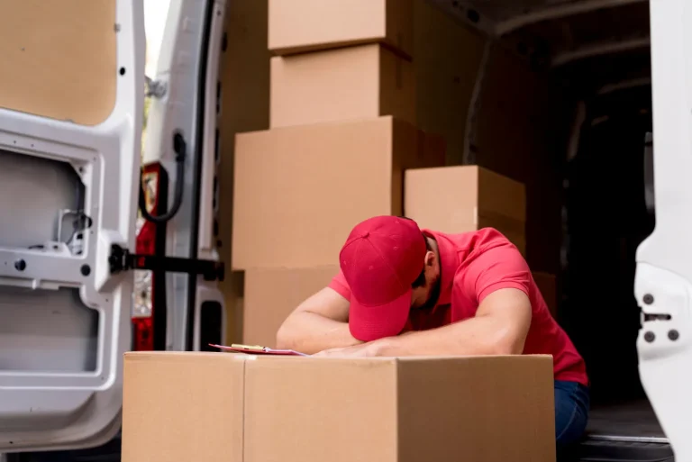 Permasalahan Logistik dan Solusi Efektifnya (freepik)