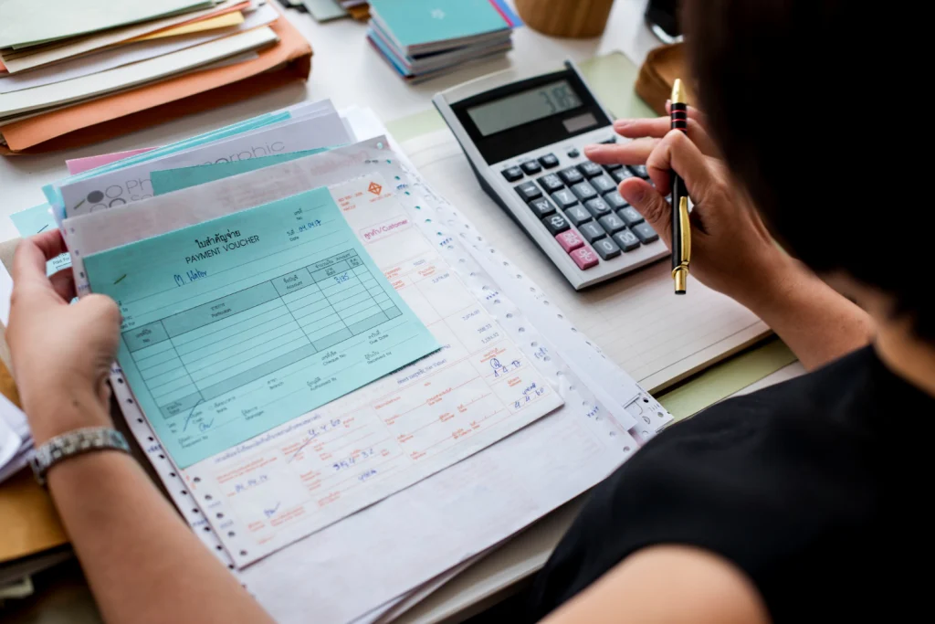Commercial Invoice: Pengertian, Fungsi, Isi, dan Contohnya